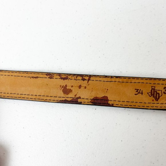 3-D VINTAGE Saddle Blanket Red and Black Leather Belt Size 34 - Picture 9 of 9